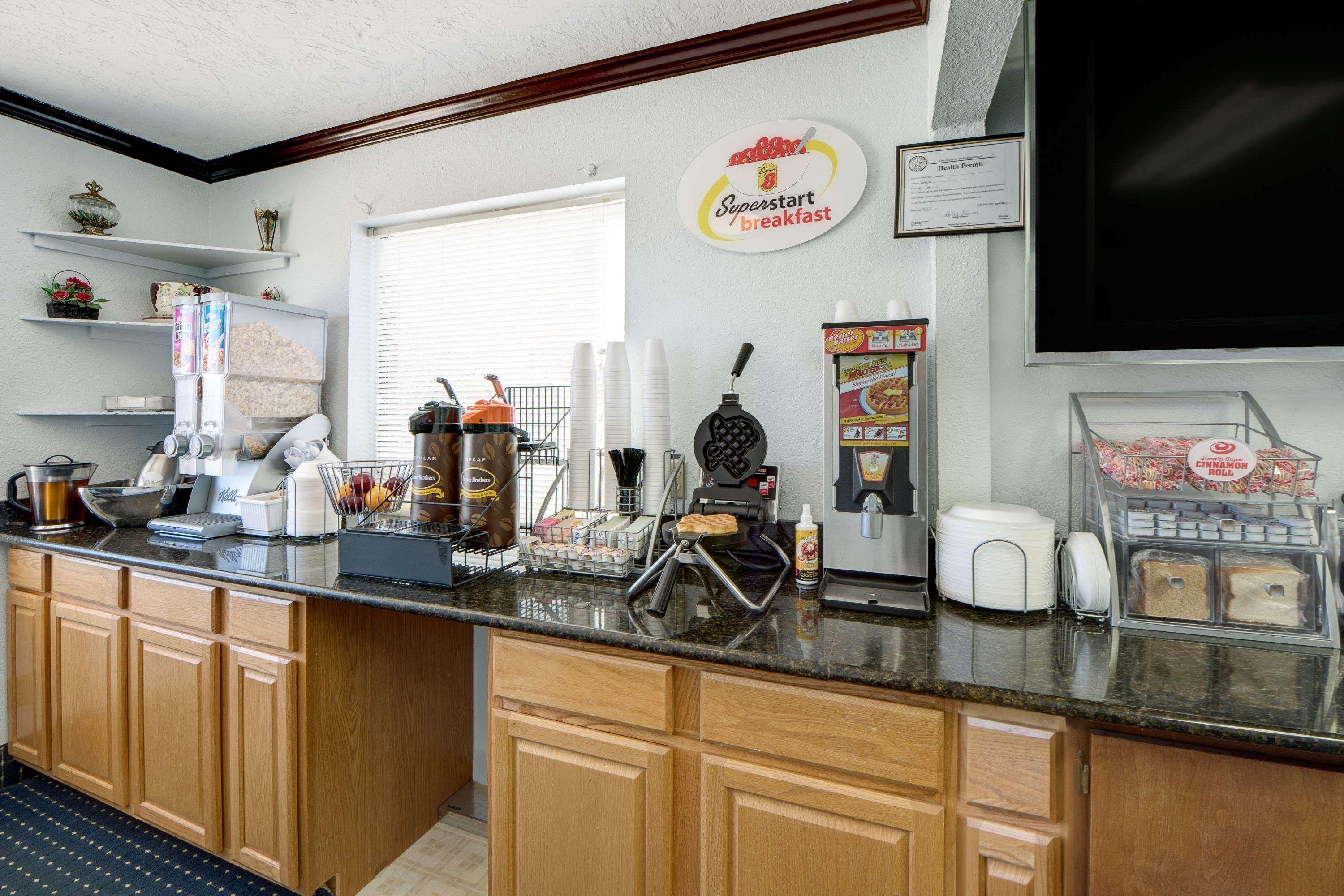 Super 8 By Wyndham Dumas Tx Motel Luaran gambar